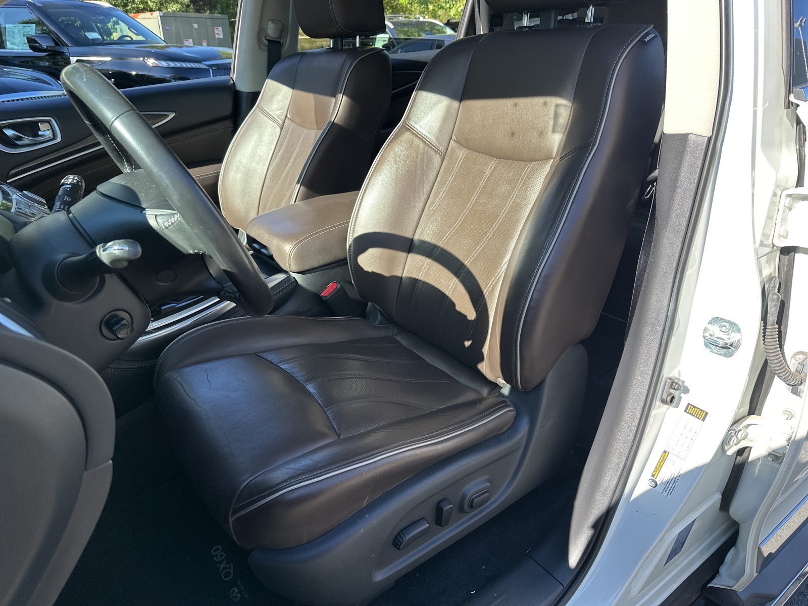 2019 Infiniti QX60 Luxe photo 8