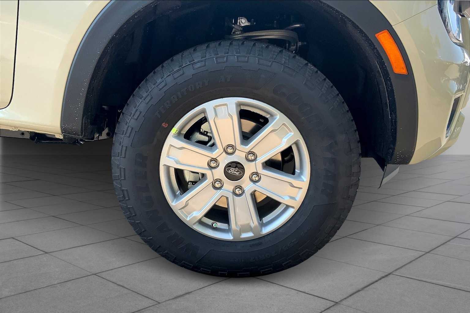 2025 Ford Ranger XL photo 12