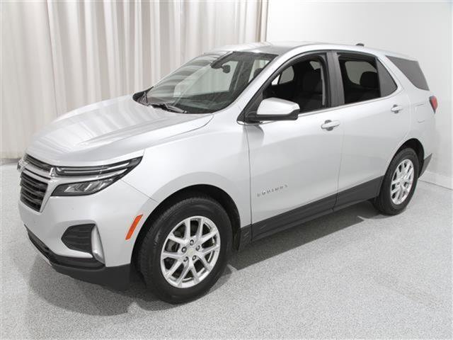 2022 Chevrolet Equinox LT photo 3