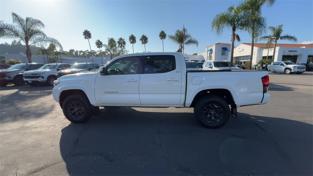 2021 Toyota Tacoma SR5 photo 5