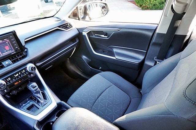 Used 2021 Gray Toyota XLE image 20