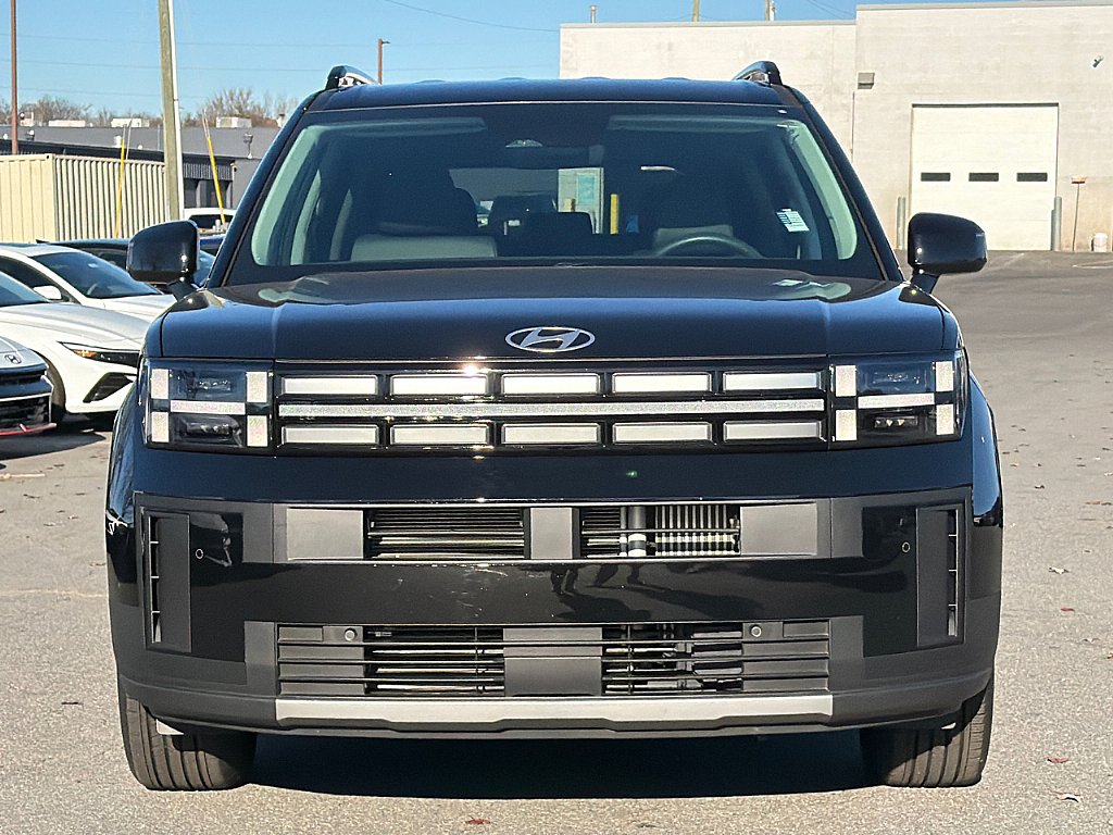 2025 Hyundai Santa Fe SEL photo 2