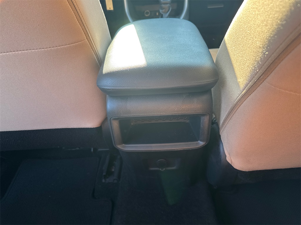2021 Toyota RAV4 LE photo 22