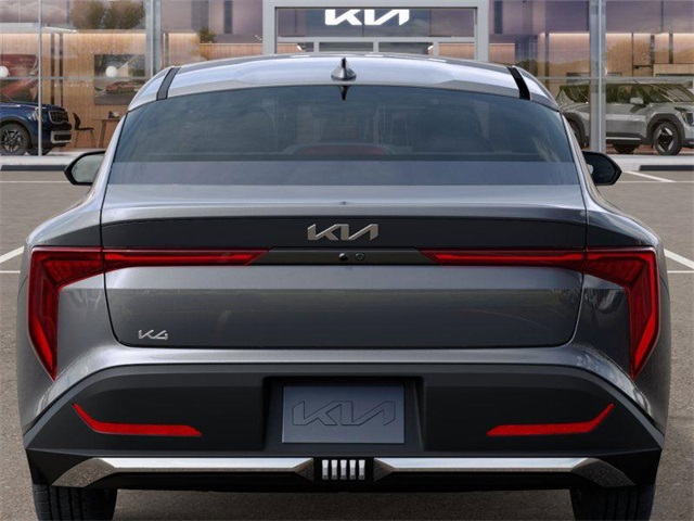 2025 Kia K4 LXS photo 12