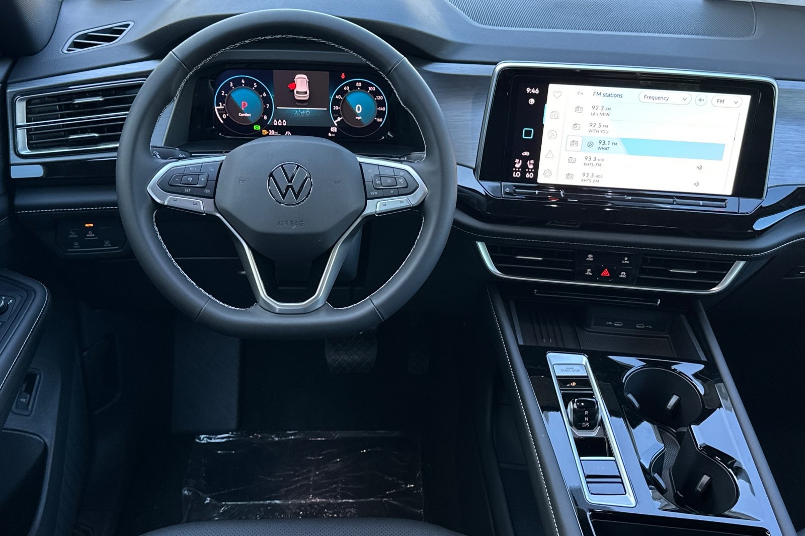 2026 Volkswagen Atlas Cross Sport SE Technology photo 14
