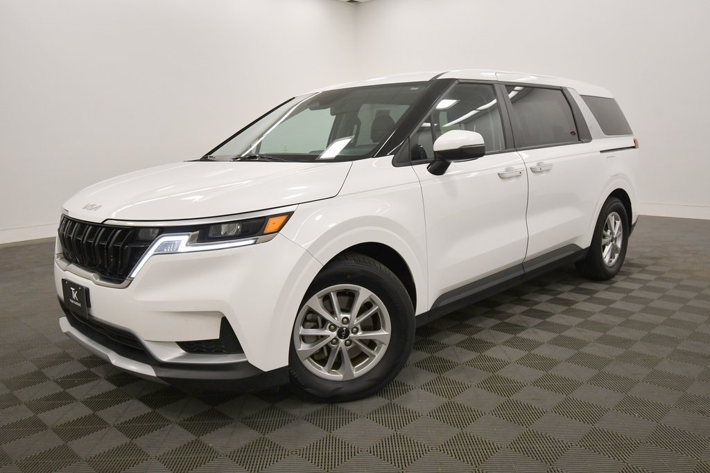 Certified 2024 Kia Carnival LX Seat Pkg with VIN KNDNB4H38R6434585 for sale in Rochester, Minnesota