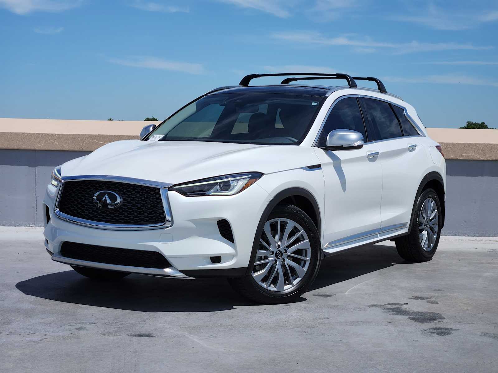 2025 INFINITI QX50 LUXE