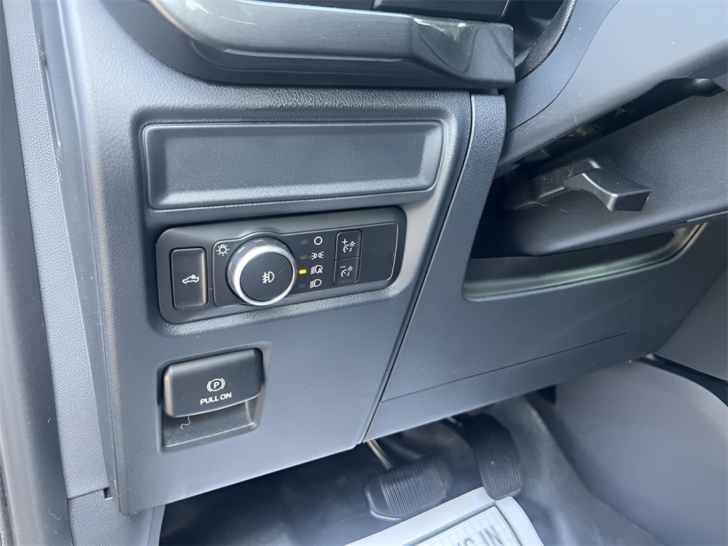 2022 Ford F-150 XL photo 19
