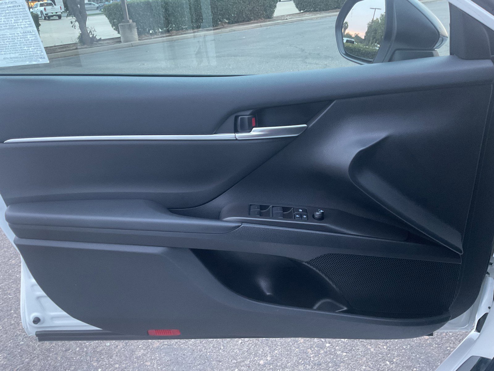 2023 Toyota Camry SE photo 21