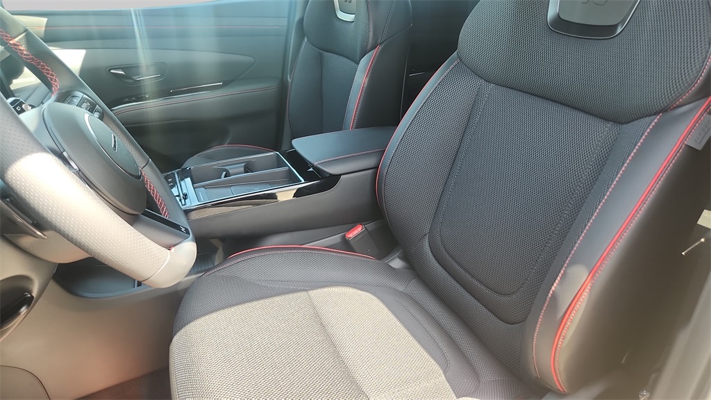 2025 Hyundai Tucson Hybrid N Line photo 10