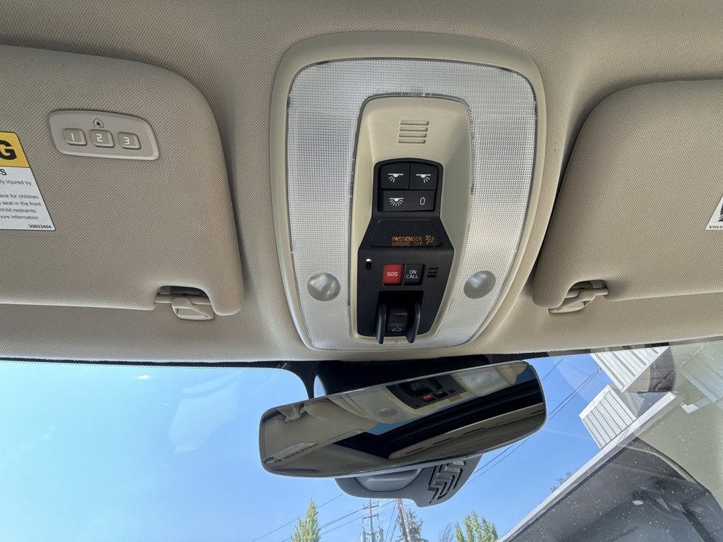 2016 Volvo XC70 T5 Drive-E Premier photo 20