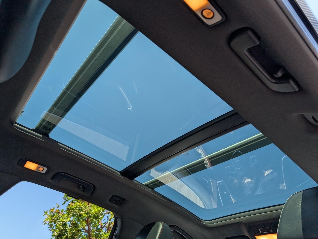 2014 Audi SQ5 Prestige photo 3