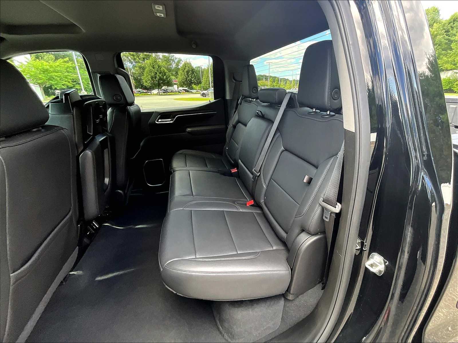 2024 Gmc Sierra 1500 SLT photo 15