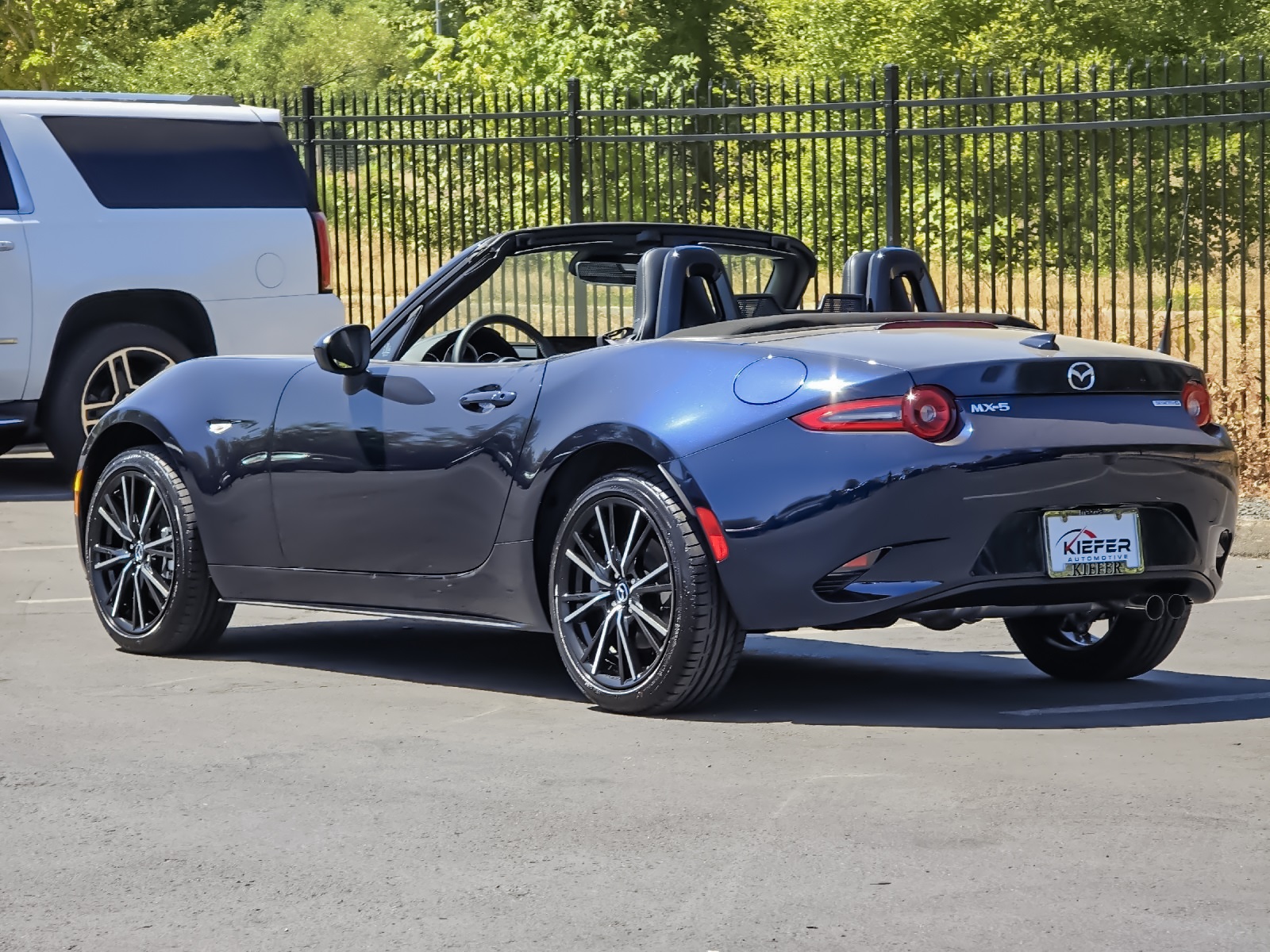 2025 Mazda MX-5 Miata Miata Grand Touring photo 6