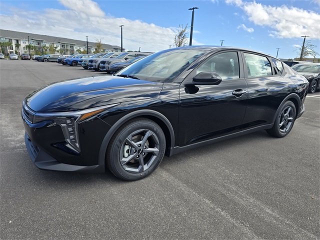 2025 Kia K4 LXS photo 2