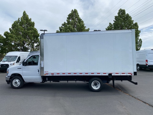2024 Ford E-350 photo 6