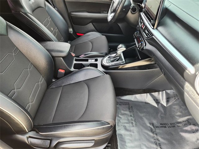 2022 Kia Forte GT-Line photo 10