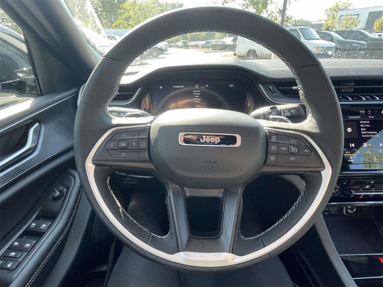 2025 Jeep Grand Cherokee Altitude X photo 28