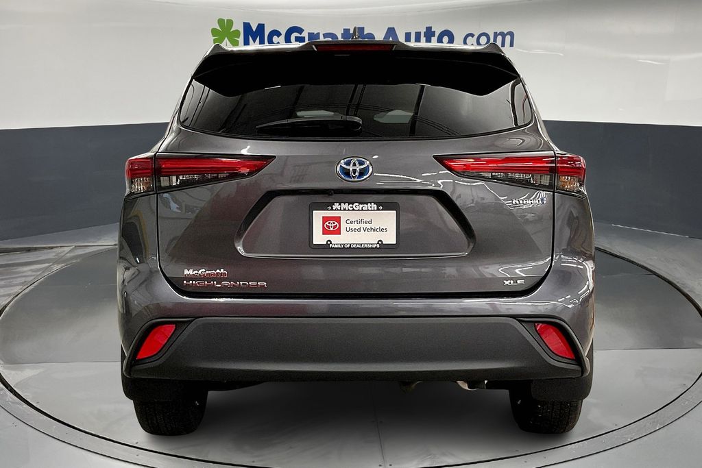 2022 Toyota Highlander Hybrid XLE photo 5