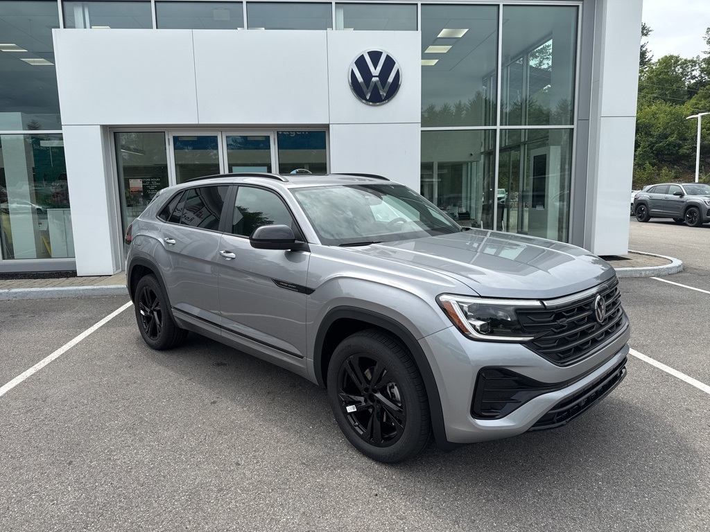 2025 Volkswagen Atlas Cross Sport SEL R-Line photo 7