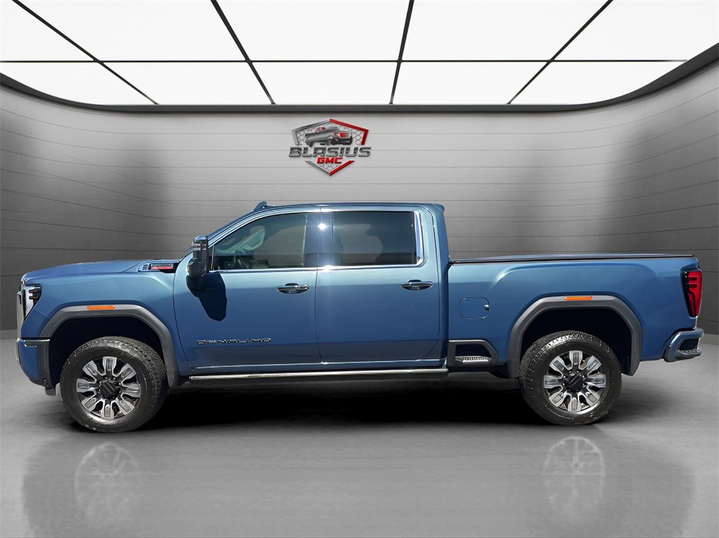 2024 Gmc Sierra 2500 Denali photo 2