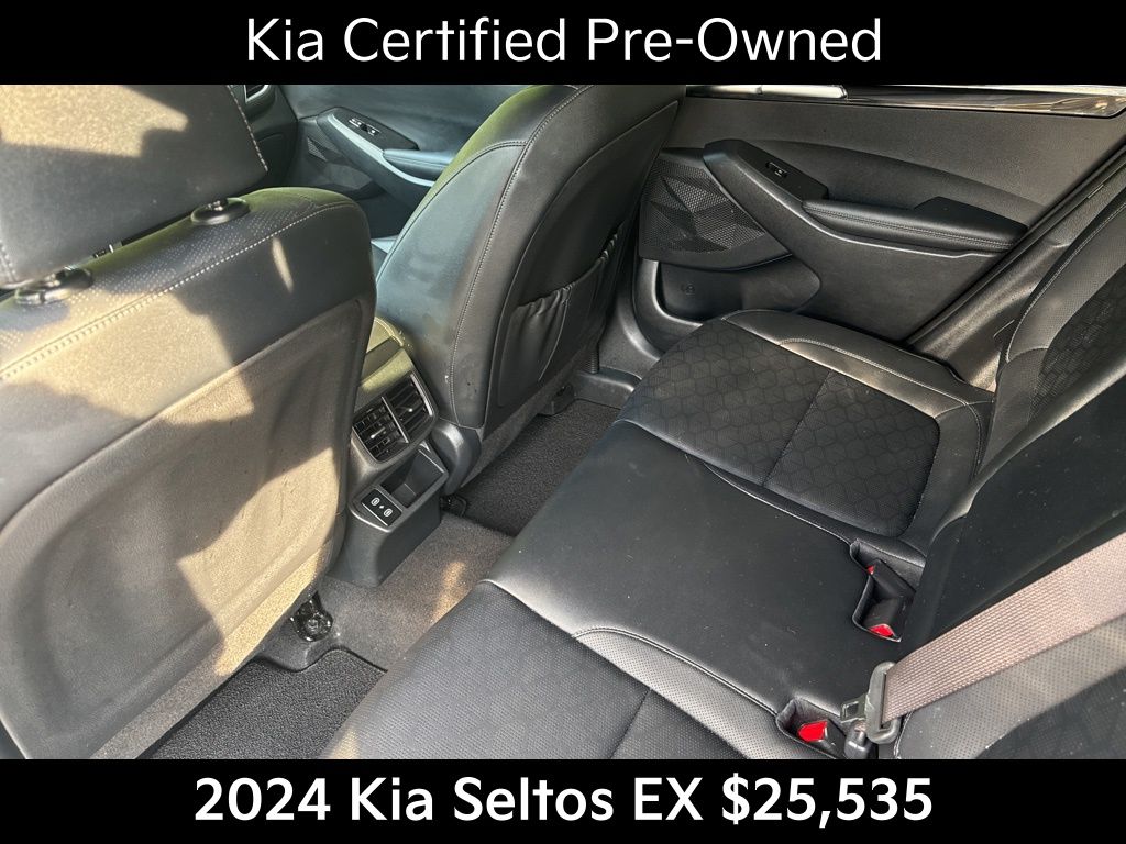 2024 Kia Seltos EX photo 11