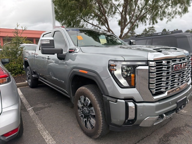 2025 GMC Sierra 2500HD Denali's photo