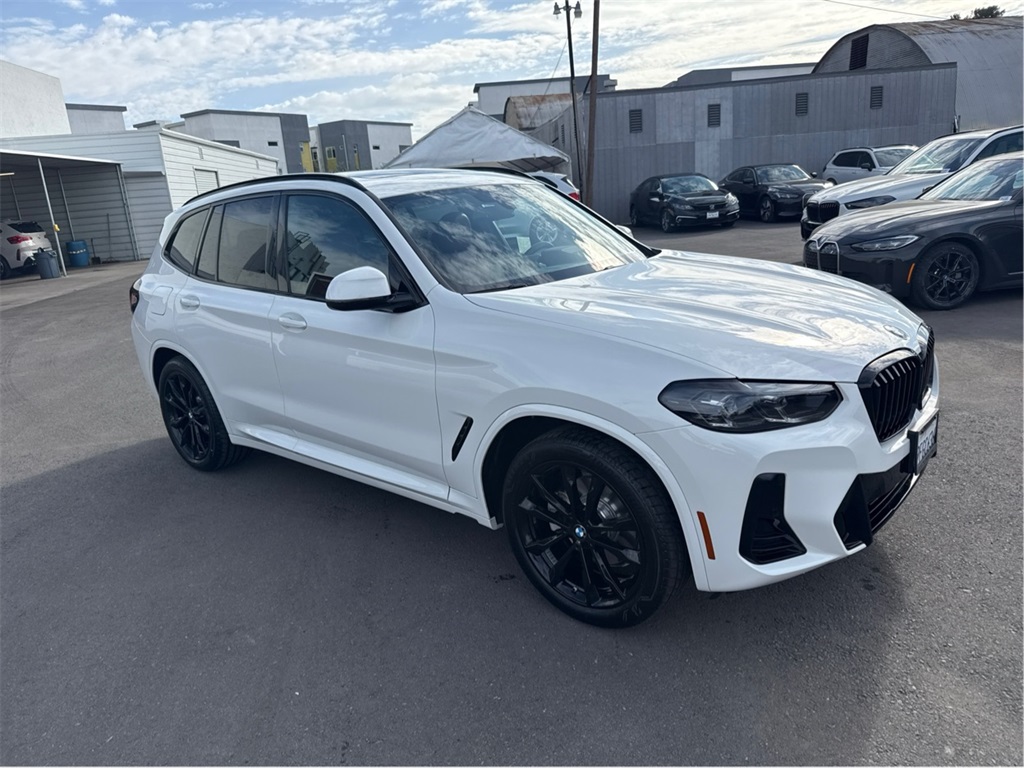 2023 BMW X3 30i