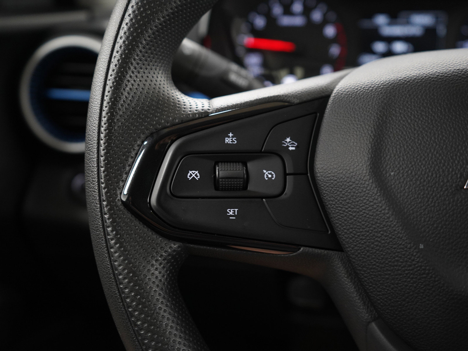 2024 Chevrolet Trax LS photo 25