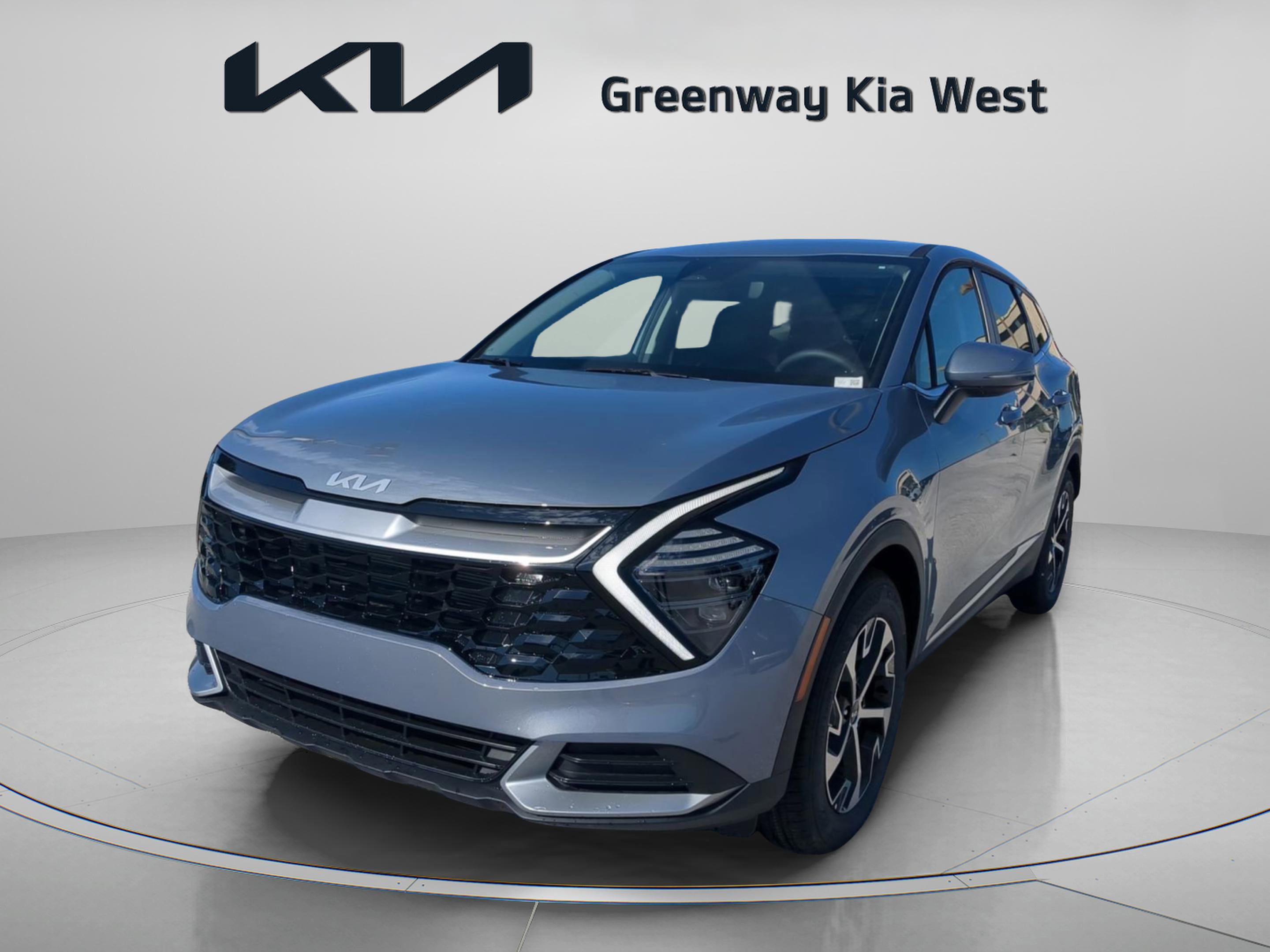 2025 Kia Sportage EX photo 3