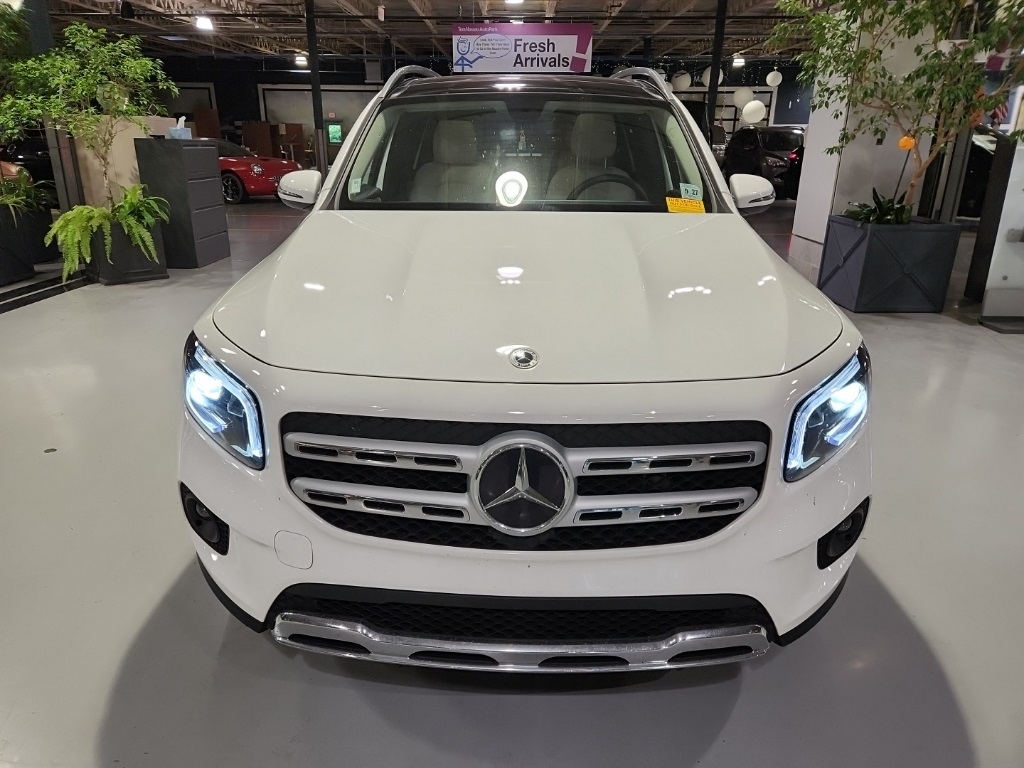 2022 Mercedes Benz GLB 250 4MATIC photo 2