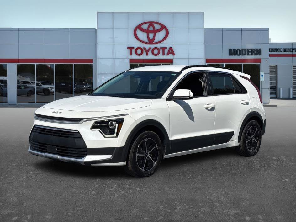 2023 Kia Niro EX's photo