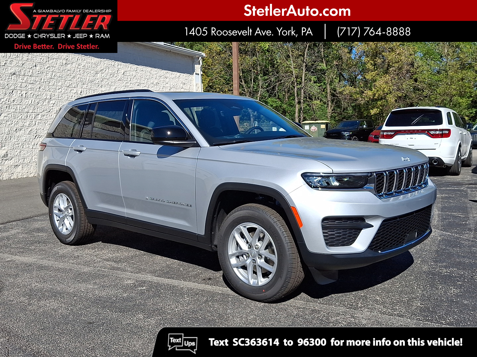 2025 Jeep Grand Cherokee Laredo's photo