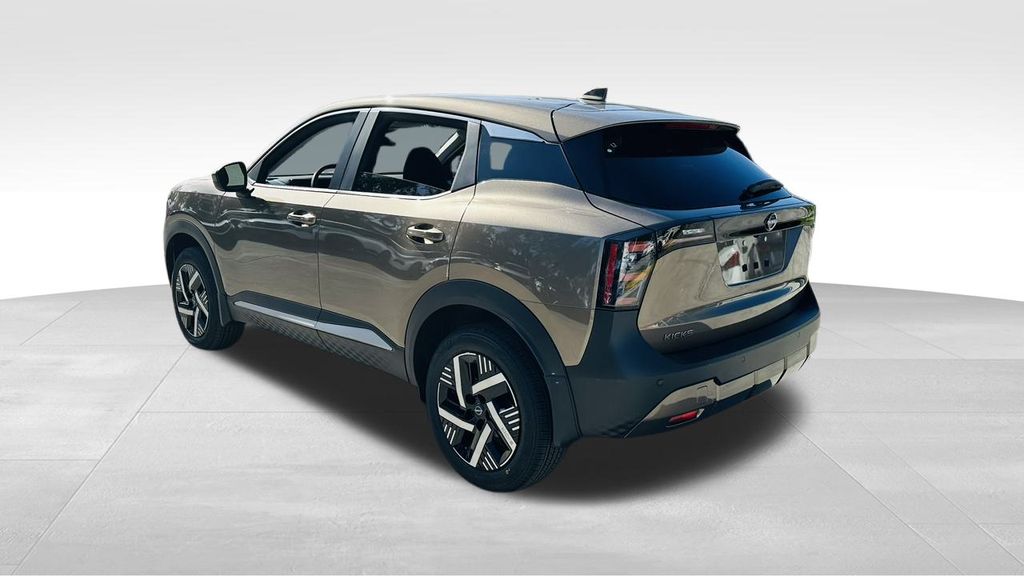 2026 Nissan Kicks SV photo 4