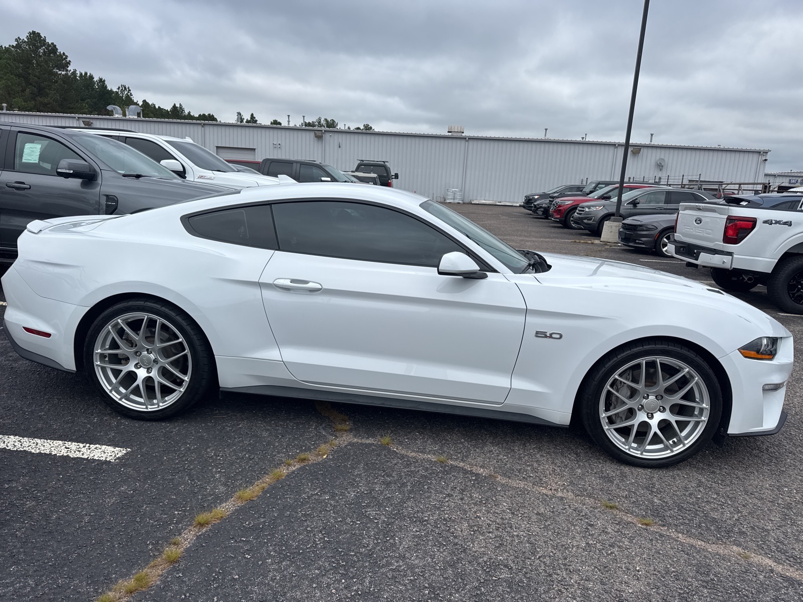 2022 Ford Mustang GT photo 8