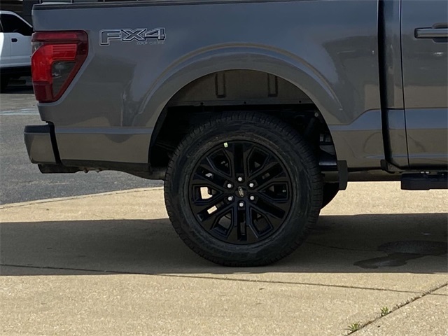 2025 Ford F-150 XLT photo 3
