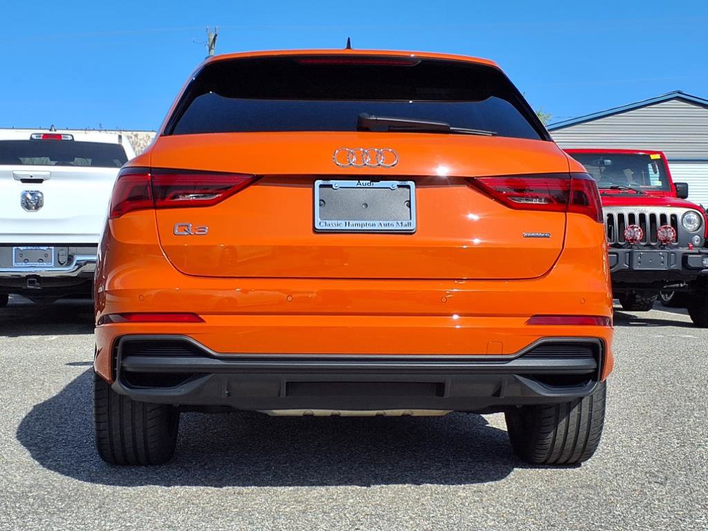 2024 Audi Q3 S line Premium Plus photo 2