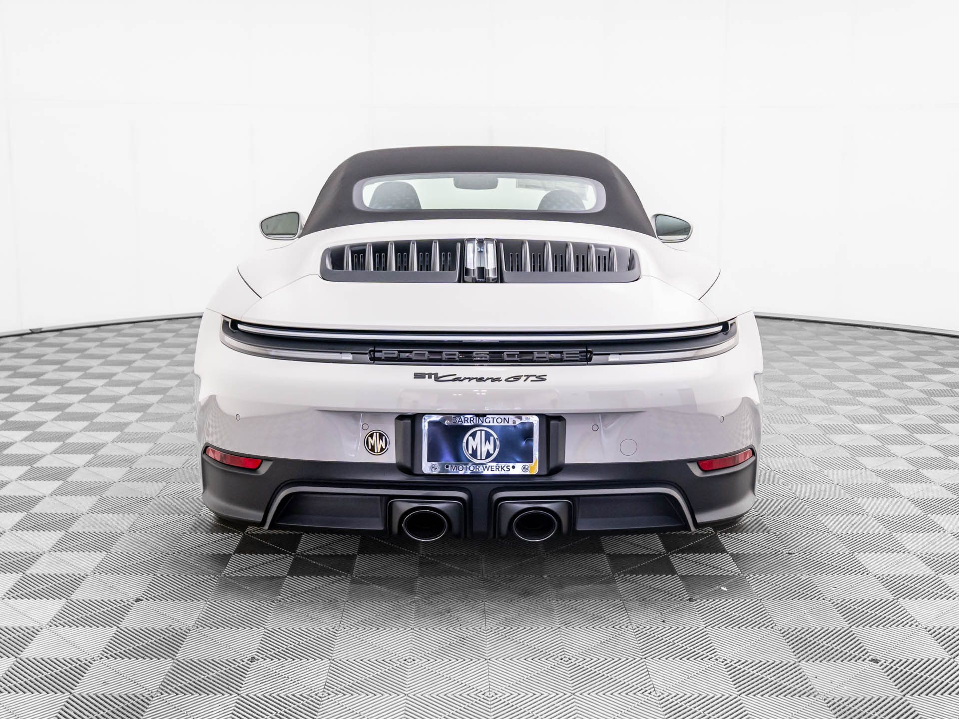 2026 Porsche 911 GTS photo 10