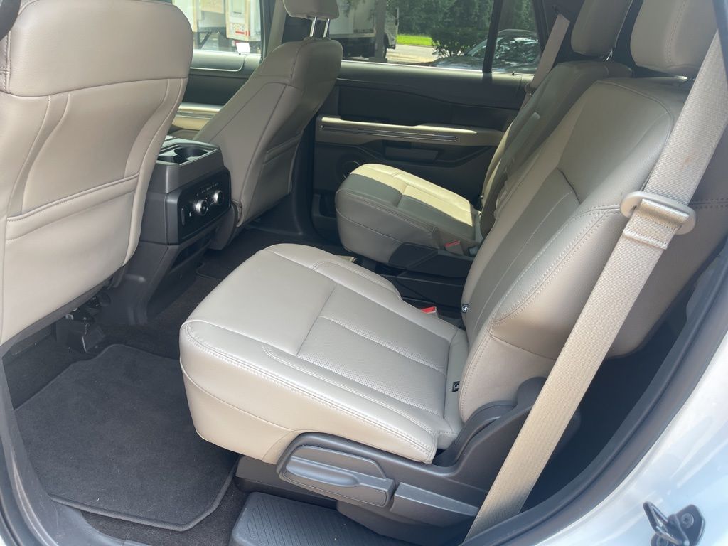 2021 Ford Expedition XLT photo 22