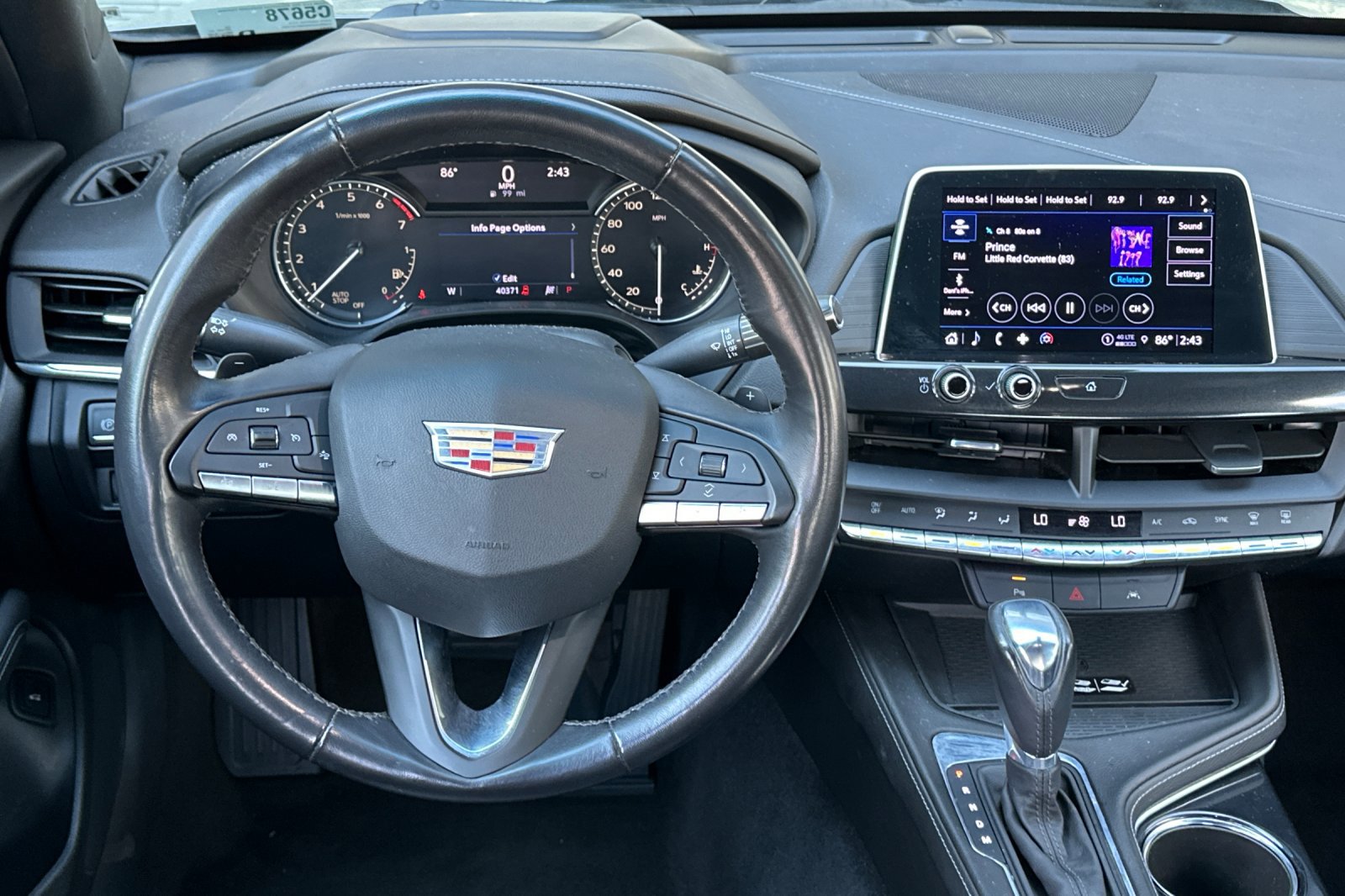 2022 Cadillac CT4 Luxury photo 13