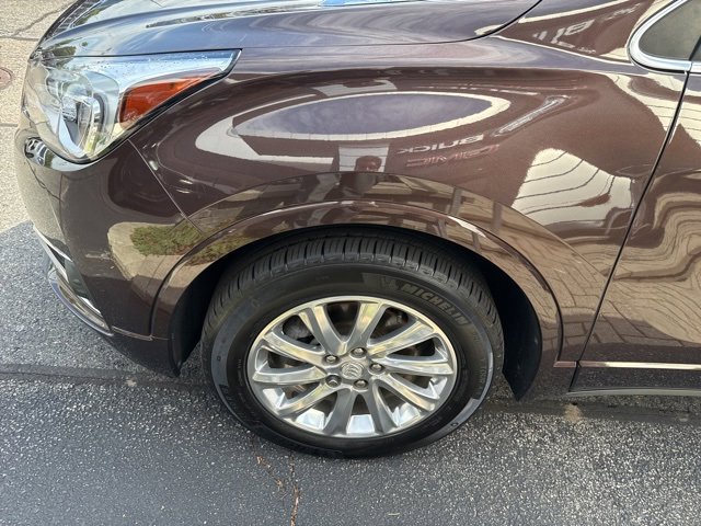 2020 Buick Envision Essence photo 4