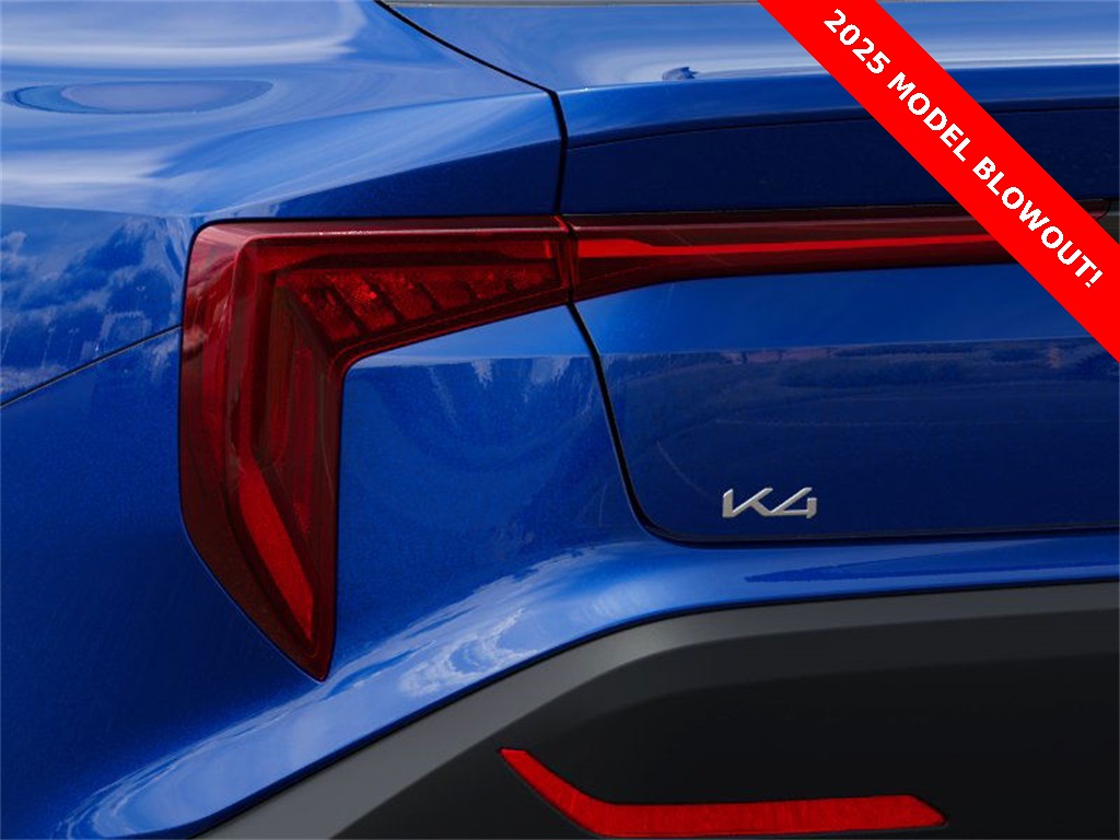 2025 Kia K4 LXS photo 8