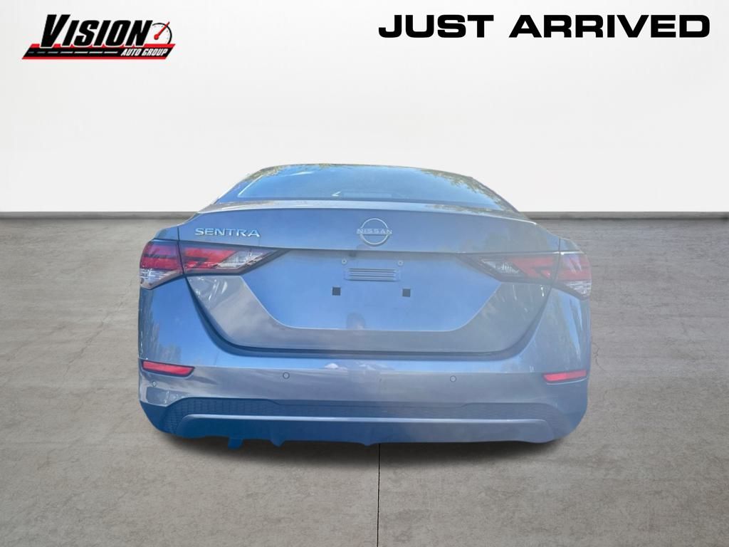 2025 Nissan Sentra S photo 4