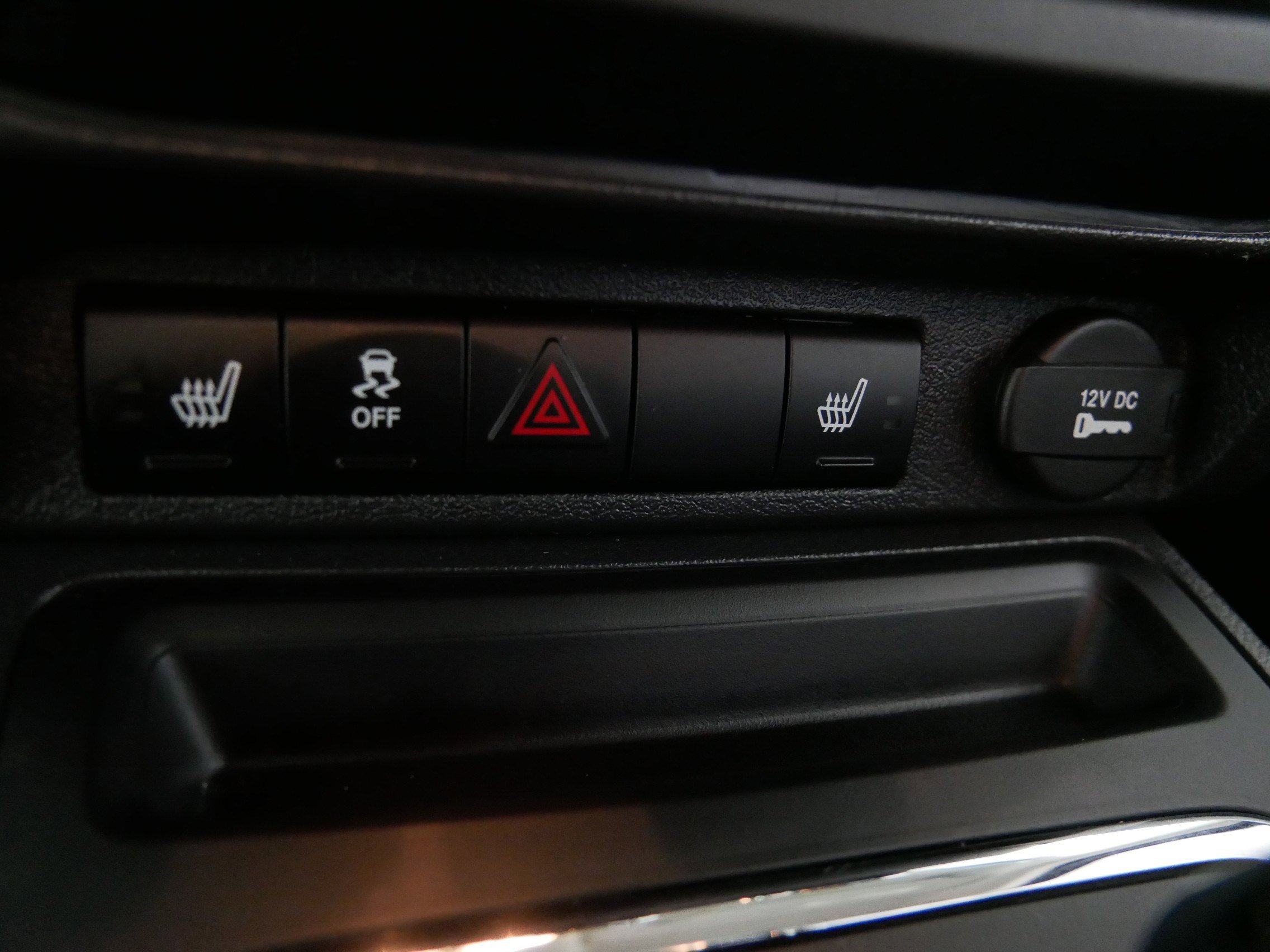 2016 Jeep Patriot High Altitude Altitude Edition photo 28