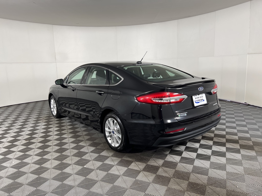 2019 Ford Fusion Energi Titanium photo 24