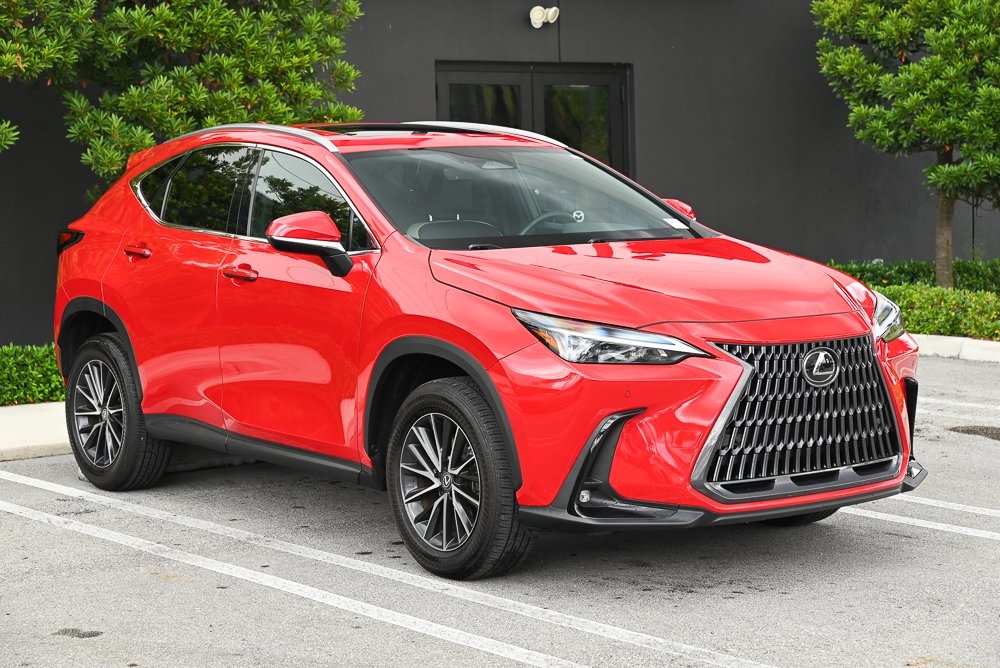 2024 Lexus NX 250 Premium photo 3