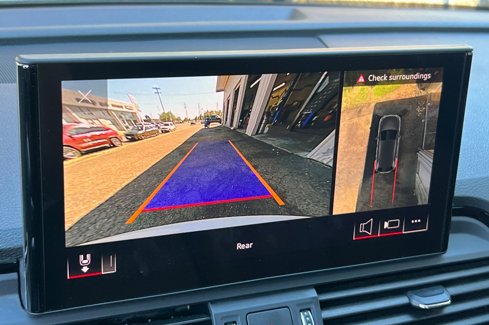 2023 Audi Q5 S line Premium Plus photo 13