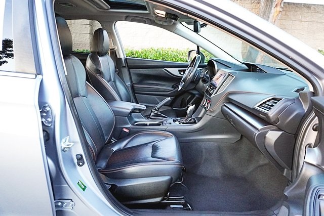 Used 2021 Silver Subaru Limited image 10