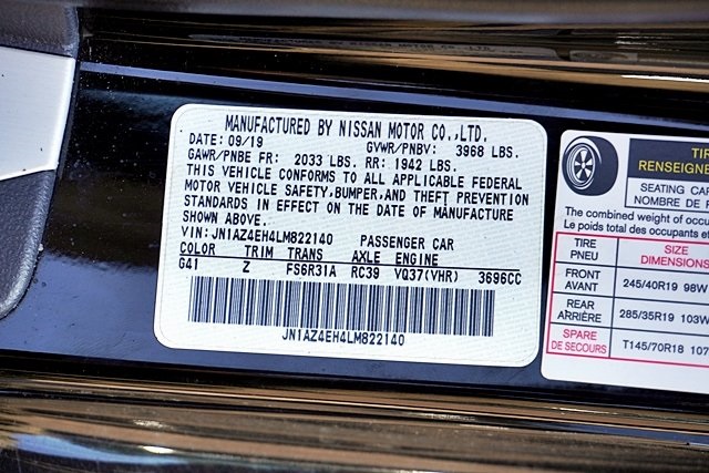 Used 2020 Black Nissan Nismo image 42
