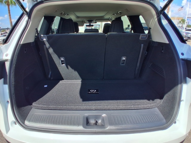2026 Infiniti QX60 Luxe AWD photo 6